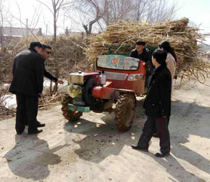 伊通縣營城子鎮(zhèn)農(nóng)機(jī)站春季安全生產(chǎn)工作抓得實(shí)(圖文)
