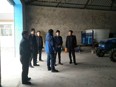 琿春市副市長張林國視察全程機(jī)械化經(jīng)營主體農(nóng)機(jī)裝備建設(shè)項(xiàng)目