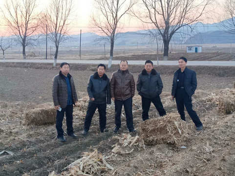 吉林省農(nóng)機(jī)局局長(zhǎng)鄭建東一行到柳河縣調(diào)研推廣工作(圖文)