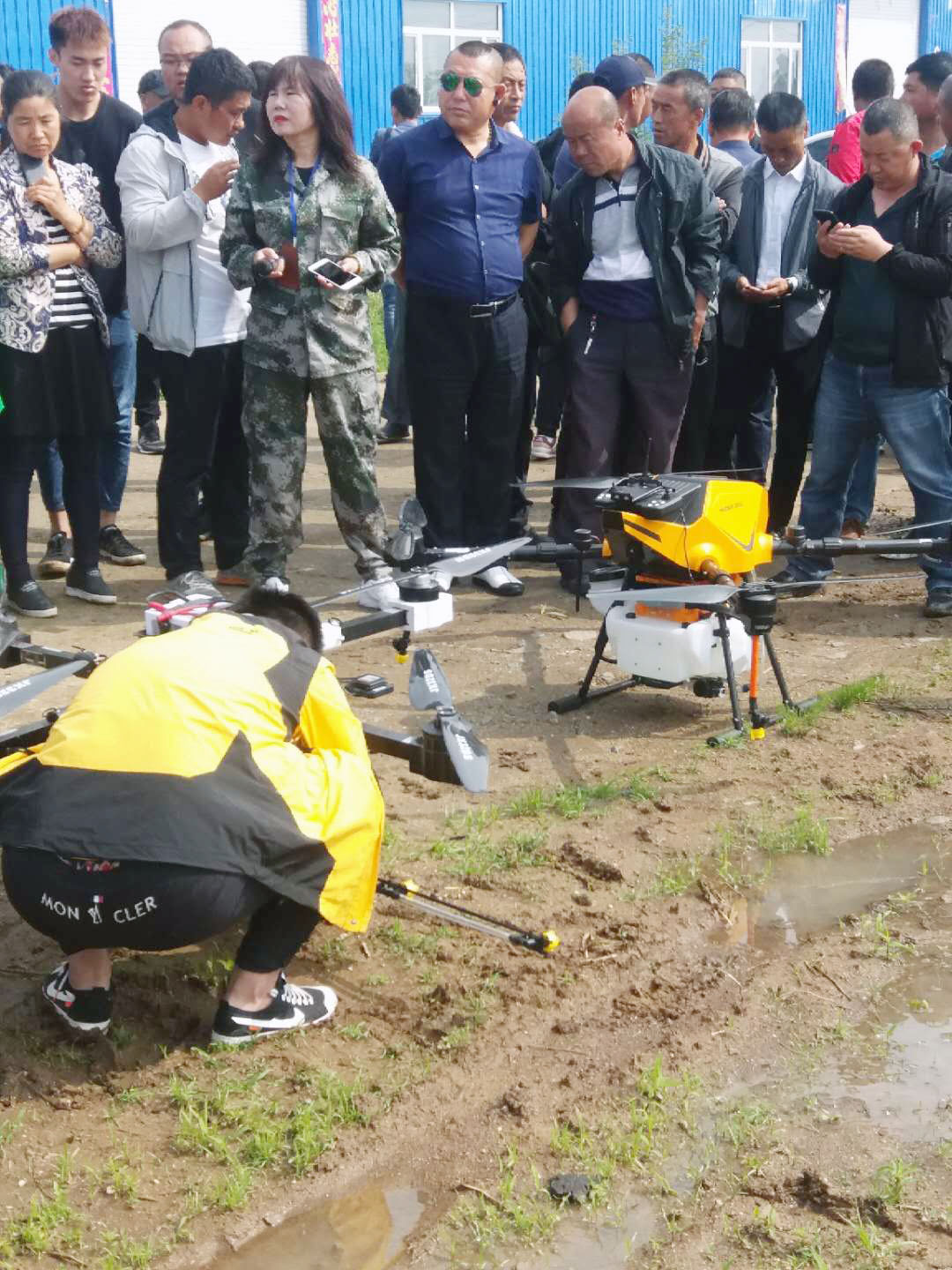 伊通縣景臺(tái)鎮(zhèn)農(nóng)機(jī)站參加農(nóng)技推廣體系改革與建設(shè)項(xiàng)目機(jī)械植?，F(xiàn)場(chǎng)會(huì)(圖文)