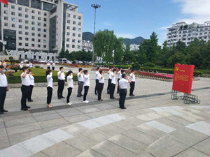 154171915_副本.jpg