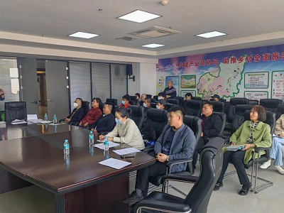 琿春市農(nóng)業(yè)農(nóng)村局組織召開水稻有序機械拋秧技術(shù)培訓會