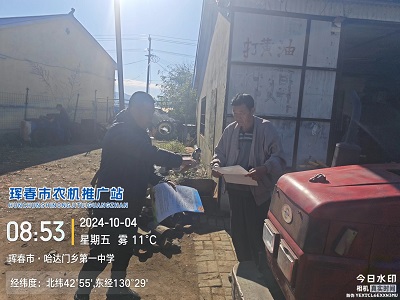春市農(nóng)機(jī)推廣站國(guó)慶期間開展農(nóng)機(jī)安全生產(chǎn)檢查