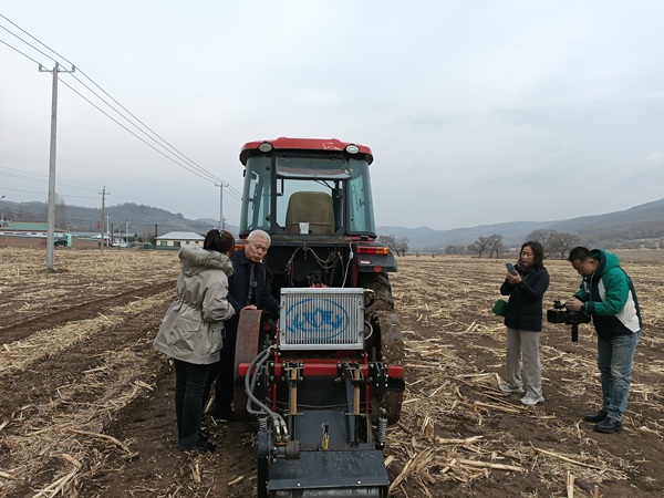 延邊州農(nóng)機(jī)總站積極宣傳組織保護(hù)性耕作和備春耕農(nóng)機(jī)化生產(chǎn)工作